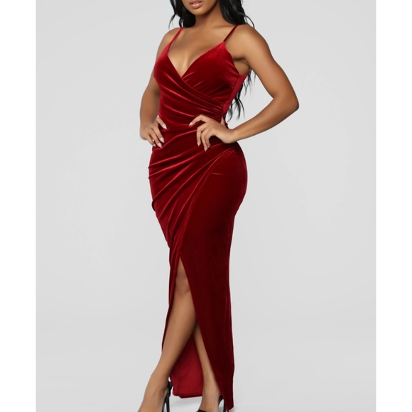 Fashion Nova Dresses & Skirts - FashionNova Velvet Burgandy Dress with Split